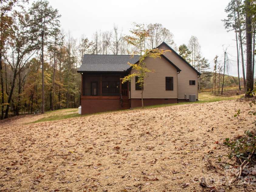 110 Rupard Road, Statesville, NC 28625.  MLS# CAR4232125, YatesRealty ID 34816. Back