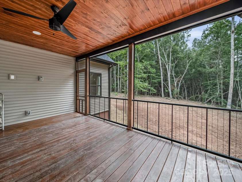 110 Rupard Road, Statesville, NC 28625.  MLS# CAR4232125, YatesRealty ID 34816. Back screened porch
