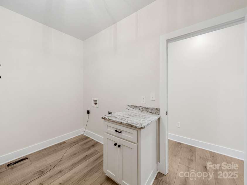 110 Rupard Road, Statesville, NC 28625.  MLS# CAR4232125, YatesRealty ID 34816. Laundry room washer and dryer hookup