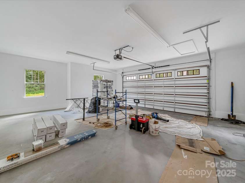 110 Rupard Road, Statesville, NC 28625.  MLS# CAR4232125, YatesRealty ID 34816. Two car garage