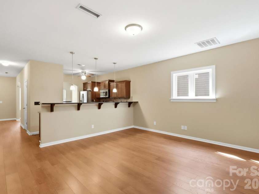 2740 Bramble Ridge Court, Charlotte, NC 28215.  MLS# CAR4398048, YatesRealty ID 34816. 