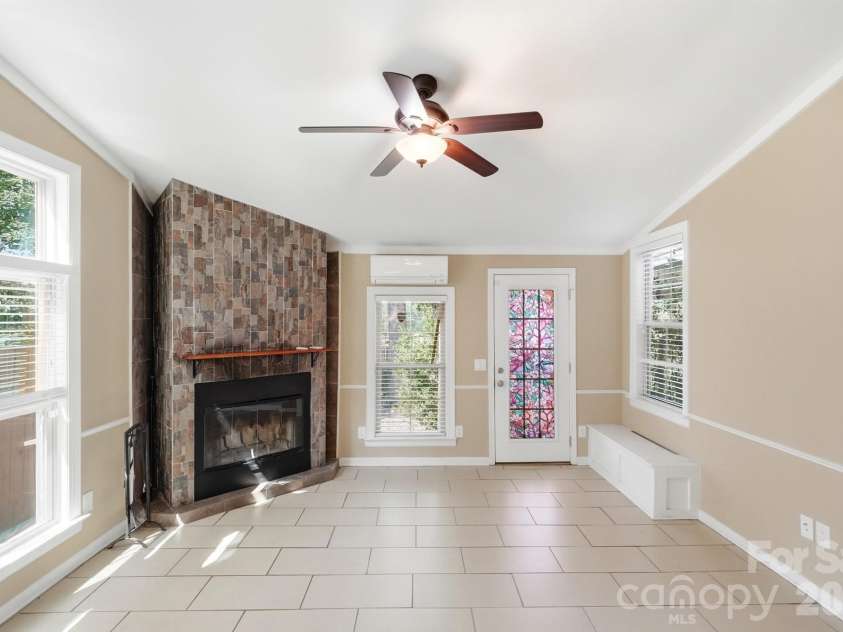 2740 Bramble Ridge Court, Charlotte, NC 28215.  MLS# CAR4398048, YatesRealty ID 34816. 
