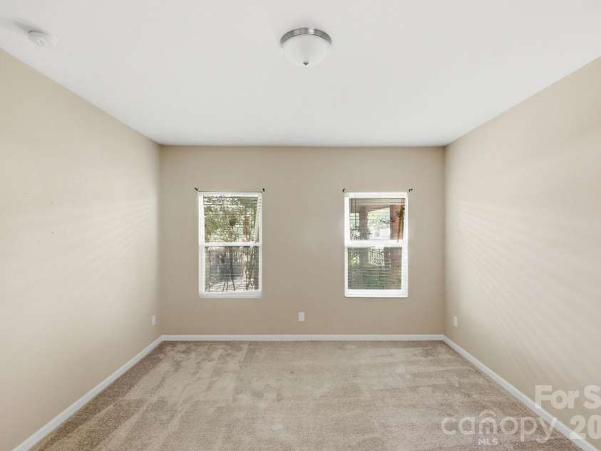 2740 Bramble Ridge Court, Charlotte, NC 28215.  MLS# CAR4398048, YatesRealty ID 34816. 