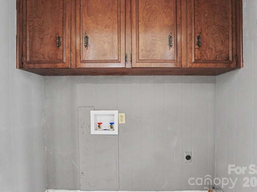 1138 Graham Street, Claremont, NC 28610.  MLS# CAR4399292, YatesRealty ID 34817. 