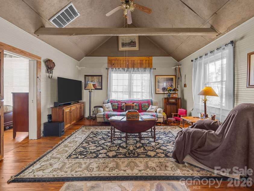 232 Blue Mountain Lane, Tryon, NC 28782.  MLS# CAR4399846, YatesRealty ID 34818. 