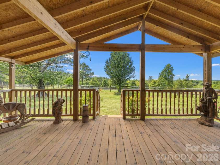 232 Blue Mountain Lane, Tryon, NC 28782.  MLS# CAR4399846, YatesRealty ID 34818. 