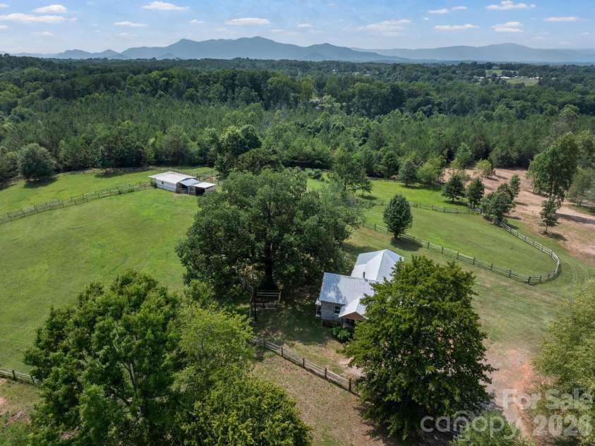 232 Blue Mountain Lane, Tryon, NC 28782.  MLS# CAR4399846, YatesRealty ID 34818. 