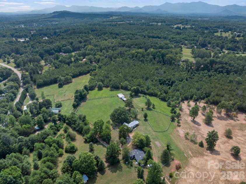 232 Blue Mountain Lane, Tryon, NC 28782.  MLS# CAR4399846, YatesRealty ID 34818. 