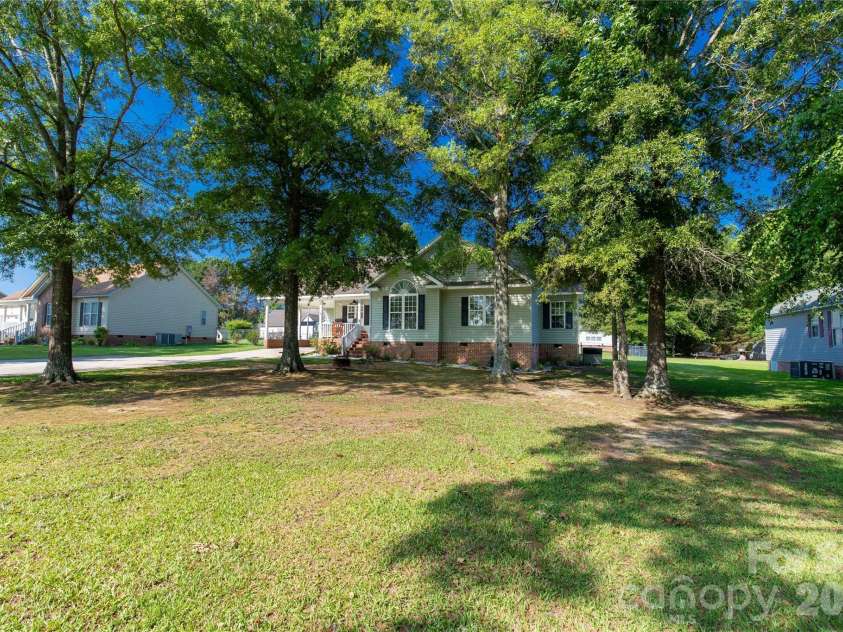 1918 Mcilwain Road, Lancaster, SC 29720.  MLS# CAR4399465, YatesRealty ID 34819. 