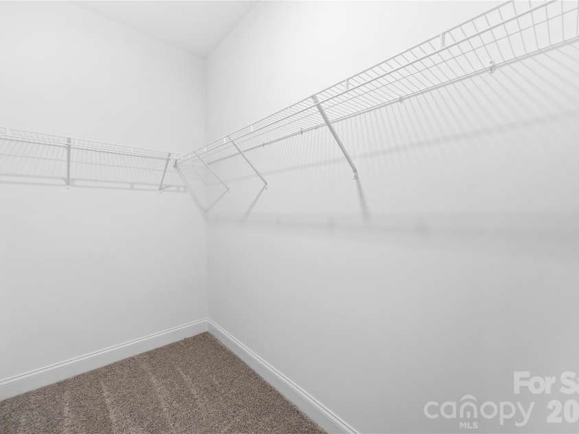 136 Coolbrook Road, Statesville, NC 28625.  MLS# CAR4363557, YatesRealty ID 34820. 