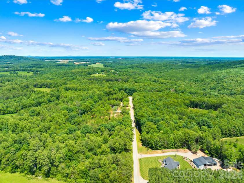 136 Coolbrook Road, Statesville, NC 28625.  MLS# CAR4363557, YatesRealty ID 34820. 