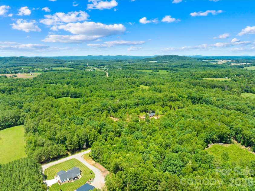 136 Coolbrook Road, Statesville, NC 28625.  MLS# CAR4363557, YatesRealty ID 34820. 