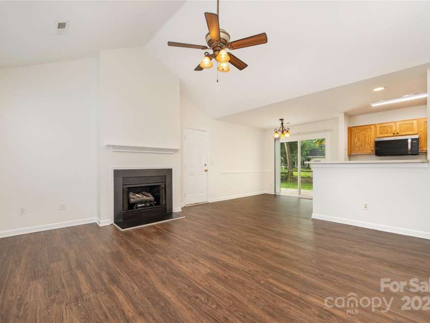 306 Cedarcroft Drive, Mooresville, NC 28115.  MLS# CAR4282328, YatesRealty ID 34821. 