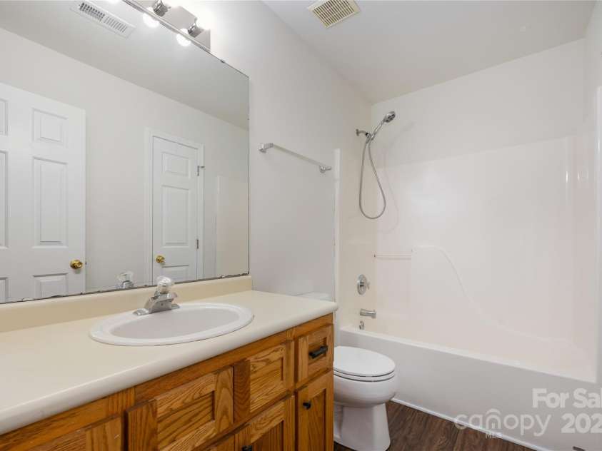 306 Cedarcroft Drive, Mooresville, NC 28115.  MLS# CAR4282328, YatesRealty ID 34821. 