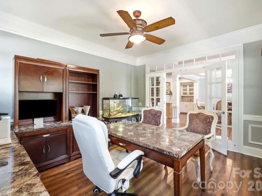 2905 Julian Glen Circle, Waxhaw, NC 28173.  MLS# CAR4383394, YatesRealty ID 34823. 