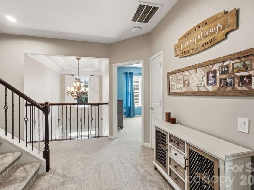 2905 Julian Glen Circle, Waxhaw, NC 28173.  MLS# CAR4383394, YatesRealty ID 34823. 