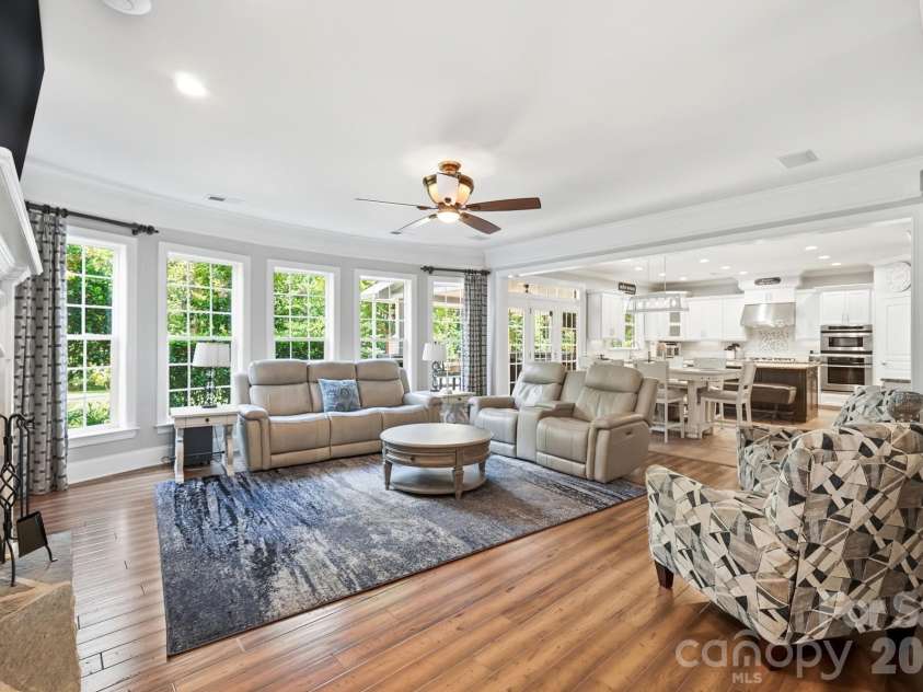 2905 Julian Glen Circle, Waxhaw, NC 28173.  MLS# CAR4383394, YatesRealty ID 34823. Abundant windows create a sunlit space