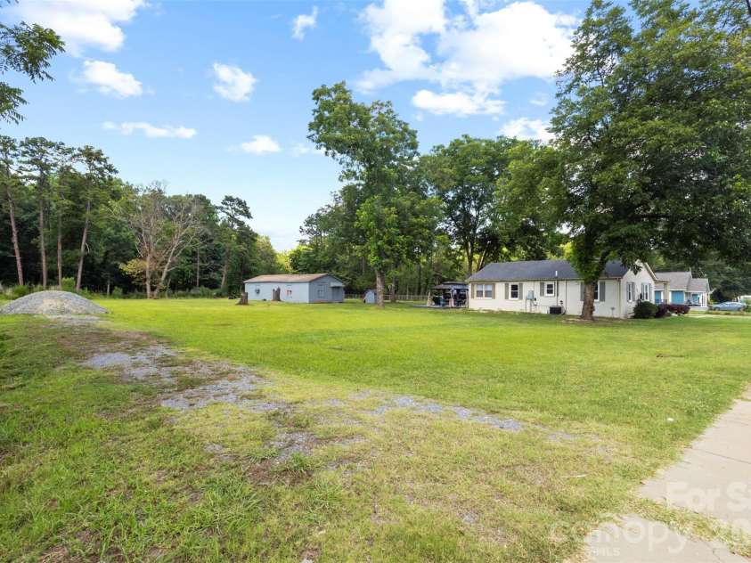 4558 Titman Road, Gastonia, NC 28056.  MLS# CAR4400061, YatesRealty ID 34825. 