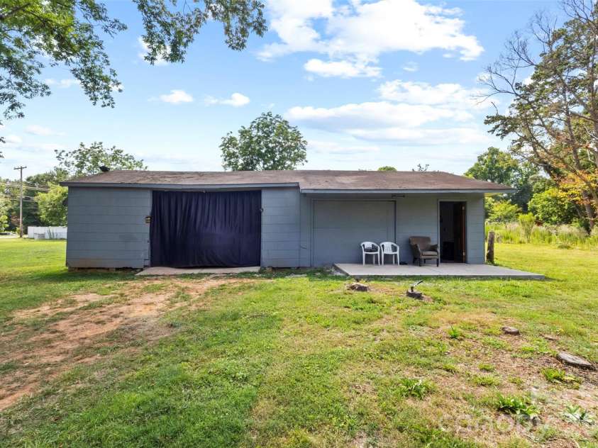 4558 Titman Road, Gastonia, NC 28056.  MLS# CAR4400061, YatesRealty ID 34825. 