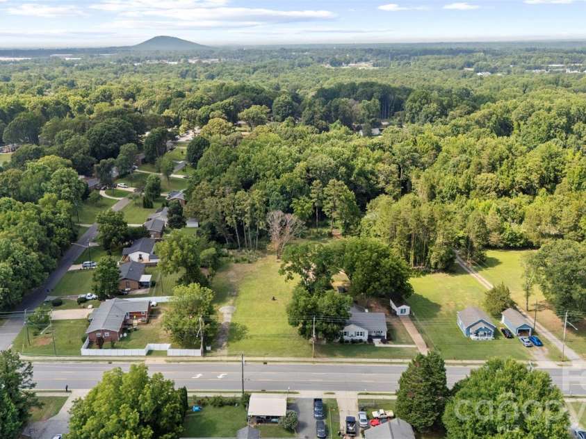 4558 Titman Road, Gastonia, NC 28056.  MLS# CAR4400061, YatesRealty ID 34825. 