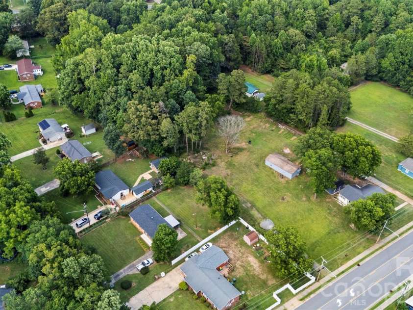 4558 Titman Road, Gastonia, NC 28056.  MLS# CAR4400061, YatesRealty ID 34825. 