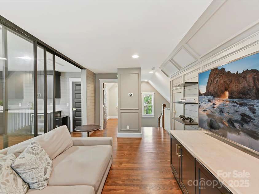 1716 Bay Street, Charlotte, NC 28204.  MLS# CAR4289594, YatesRealty ID 34826. Bonus/Flex Space!