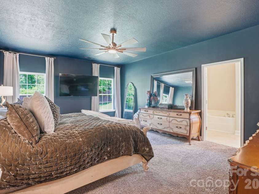 2509 Glyncastle Way, Gastonia, NC 28056.  MLS# CAR4399747, YatesRealty ID 34828. 