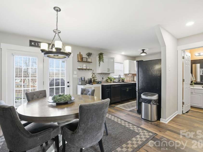 122 Valley Glen Drive, Troutman, NC 28166.  MLS# CAR4328688, YatesRealty ID 3483. 
