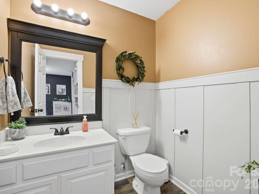 122 Valley Glen Drive, Troutman, NC 28166.  MLS# CAR4328688, YatesRealty ID 3483. 