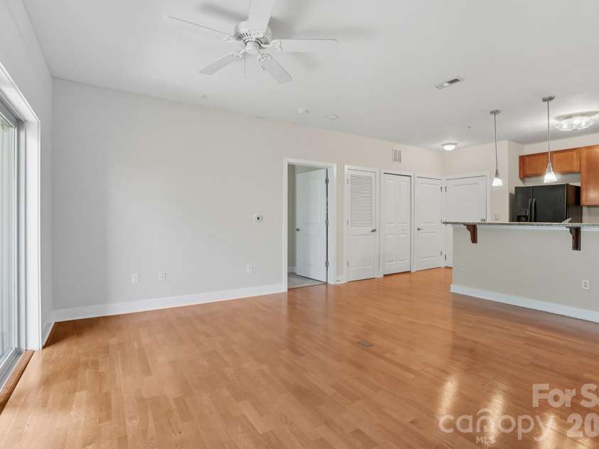 630 Calvert Street, Charlotte, NC 28208.  MLS# CAR4348817, YatesRealty ID 3483. 