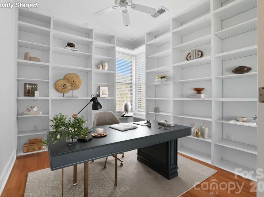 630 Calvert Street, Charlotte, NC 28208.  MLS# CAR4348817, YatesRealty ID 3483. Virtually Staged