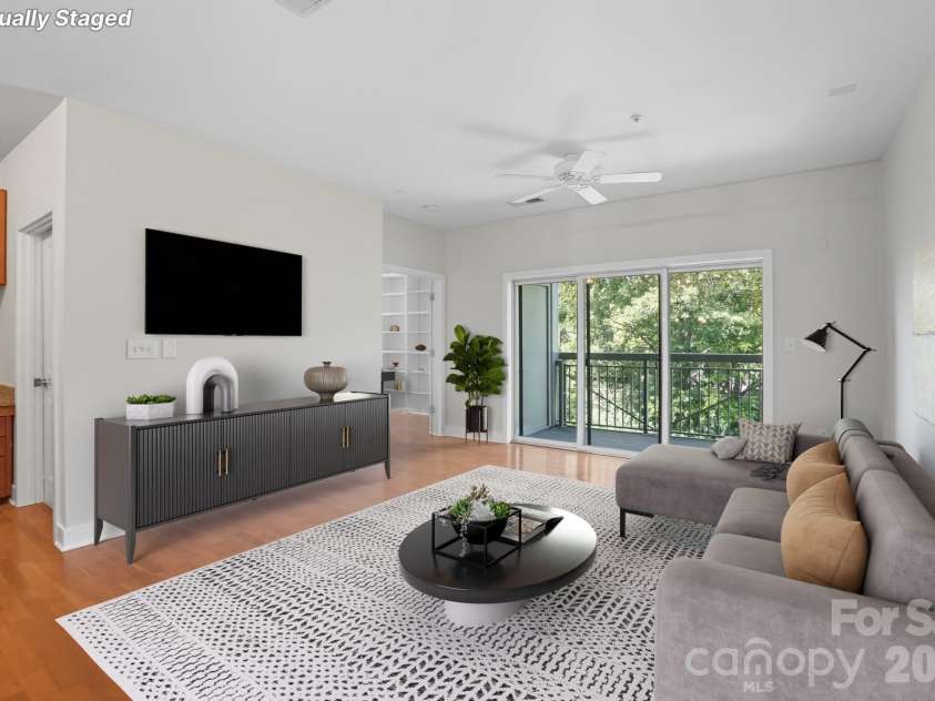 630 Calvert Street, Charlotte, NC 28208.  MLS# CAR4348817, YatesRealty ID 3483. Virtually Staged