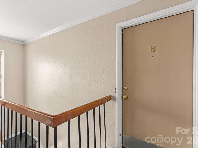 2632 Park Road, Charlotte, NC 28209.  MLS# CAR4389596, YatesRealty ID 34830. 