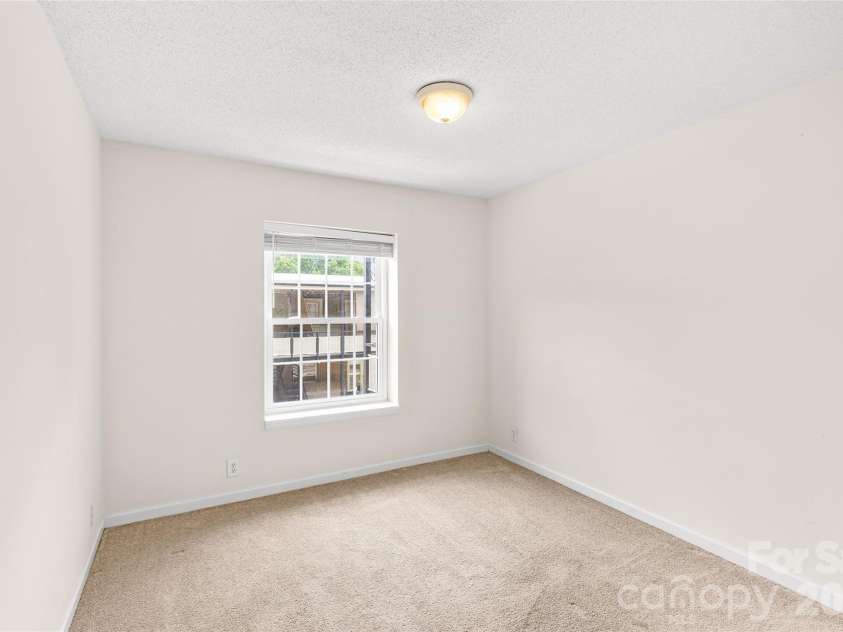 2632 Park Road, Charlotte, NC 28209.  MLS# CAR4389596, YatesRealty ID 34830. 