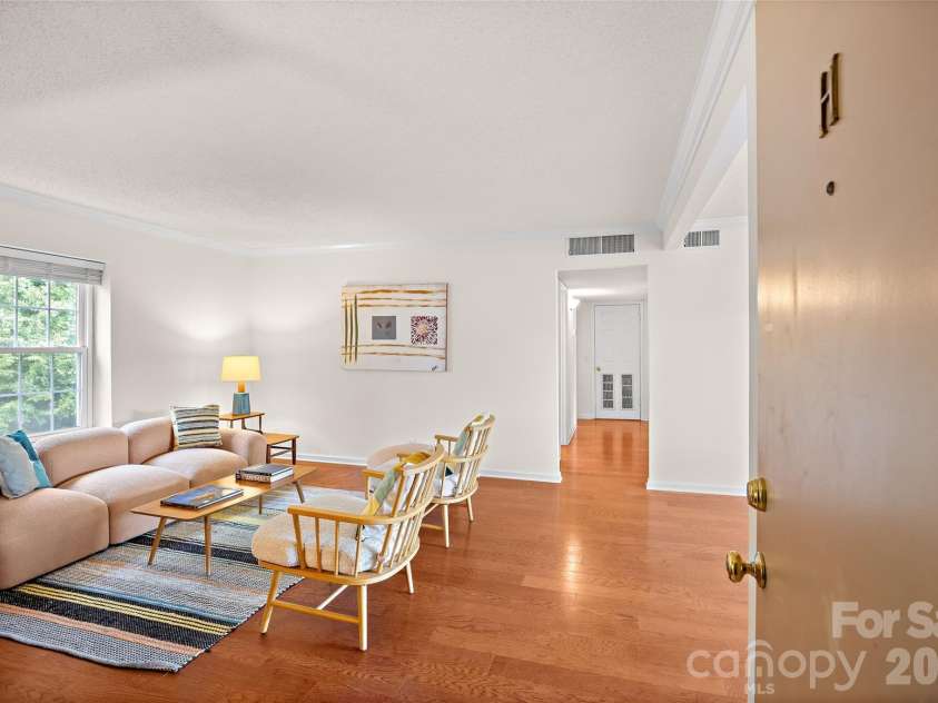 2632 Park Road, Charlotte, NC 28209.  MLS# CAR4389596, YatesRealty ID 34830. 