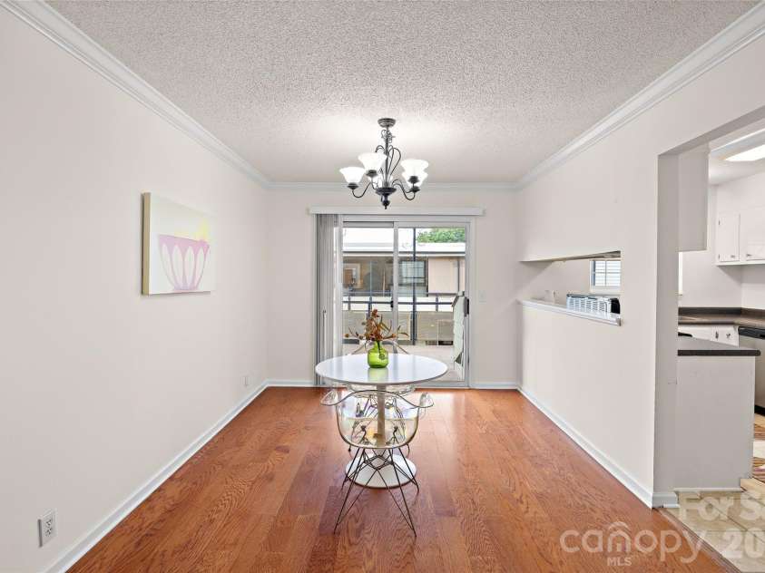 2632 Park Road, Charlotte, NC 28209.  MLS# CAR4389596, YatesRealty ID 34830. 