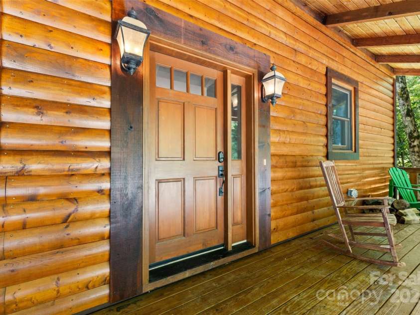 809 Thorncliff Drive, Seven Devils, NC 29604.  MLS# CAR4296255, YatesRealty ID 34830. 