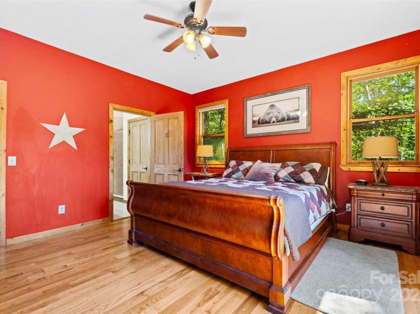 809 Thorncliff Drive, Seven Devils, NC 29604.  MLS# CAR4296255, YatesRealty ID 34830. 