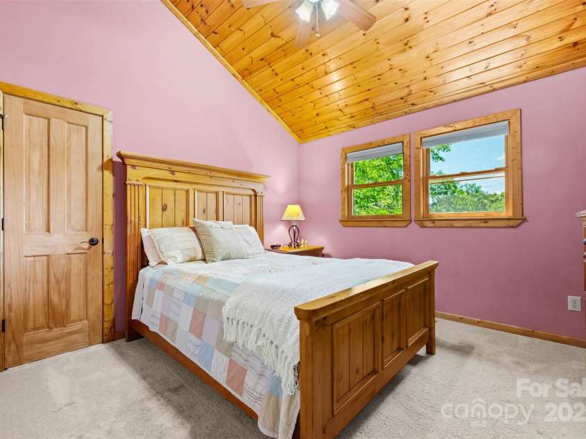 809 Thorncliff Drive, Seven Devils, NC 29604.  MLS# CAR4296255, YatesRealty ID 34830. 