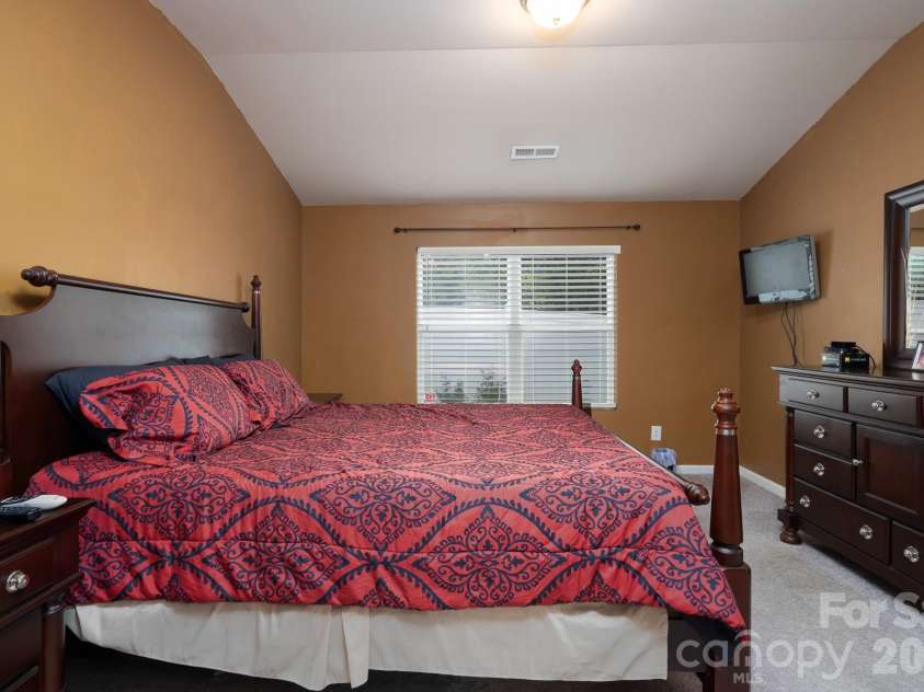 1219 Amberlight Circle, Salisbury, NC 28144.  MLS# CAR4295292, YatesRealty ID 34832. 