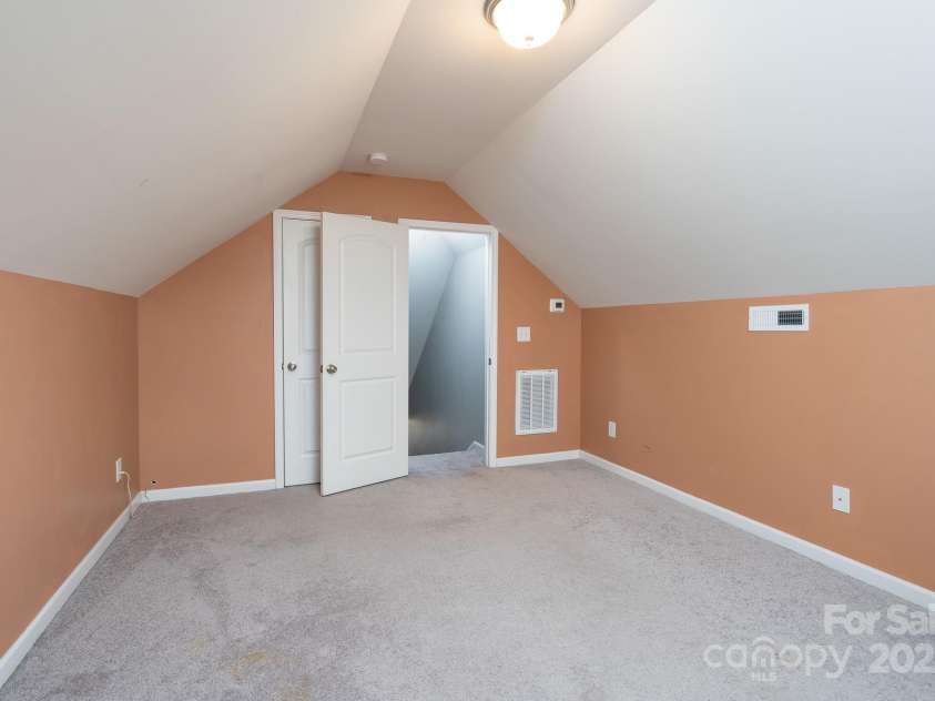 1219 Amberlight Circle, Salisbury, NC 28144.  MLS# CAR4295292, YatesRealty ID 34832. Upper bonus/bedroom 