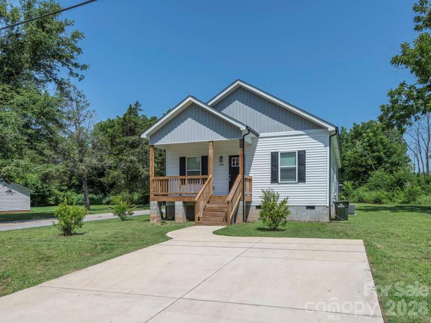 1474 Stroupe Street, Rock Hill, SC 29730.  MLS# CAR4394595, YatesRealty ID 34833. 