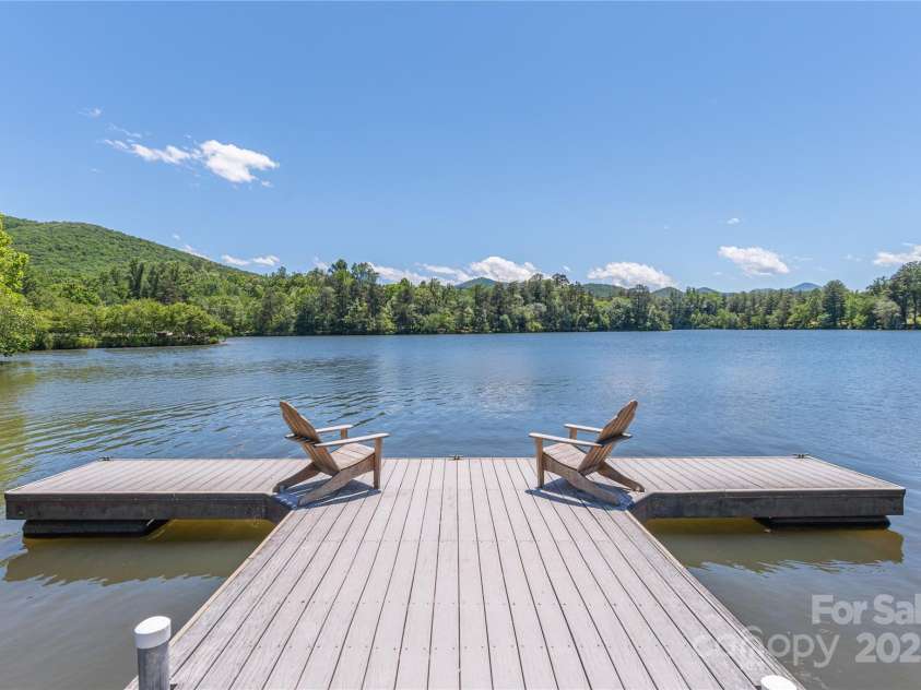 35 Sparkle Dun Drive, Biltmore Lake, NC 28715.  MLS# CAR4291424, YatesRealty ID 34833. 