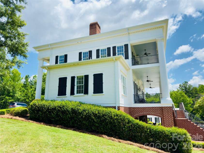 18632 Nantz Road, Cornelius, NC 28031.  MLS# CAR4400219, YatesRealty ID 34834. 