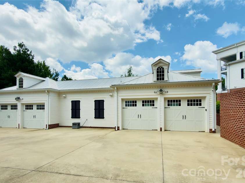 18632 Nantz Road, Cornelius, NC 28031.  MLS# CAR4400219, YatesRealty ID 34834. 