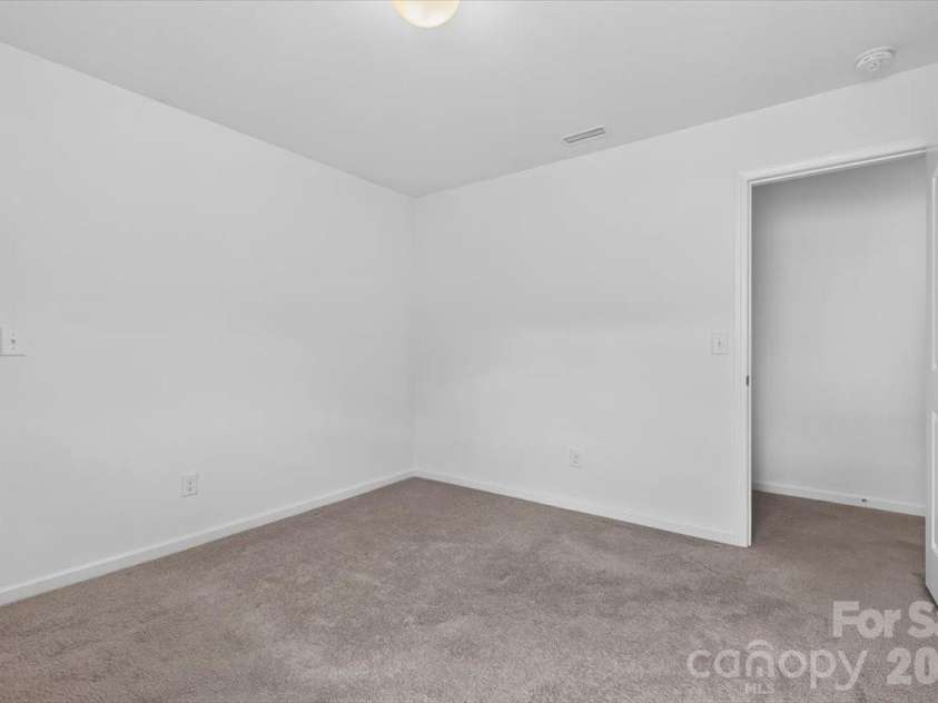 178 Fesperman Circle, Troutman, NC 28166.  MLS# CAR4400193, YatesRealty ID 34835. 