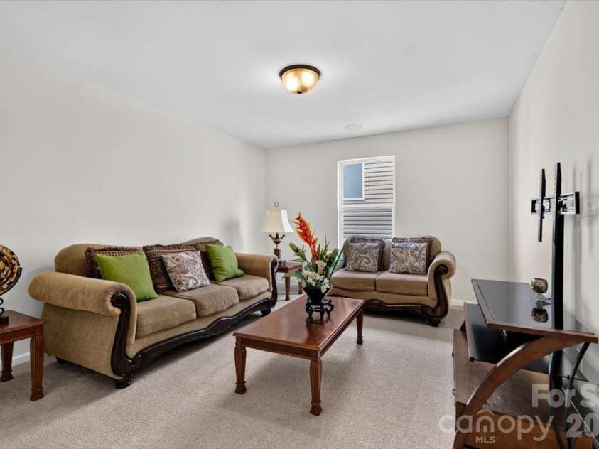 178 Fesperman Circle, Troutman, NC 28166.  MLS# CAR4400193, YatesRealty ID 34835. Bonus room