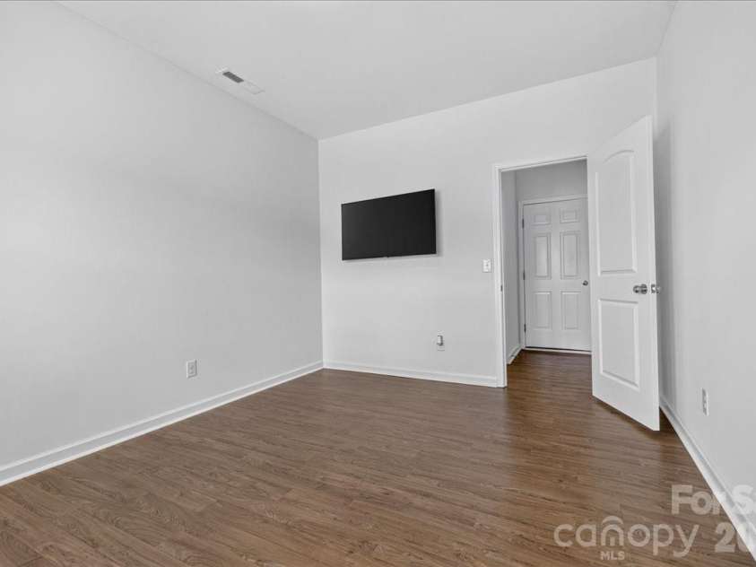 178 Fesperman Circle, Troutman, NC 28166.  MLS# CAR4400193, YatesRealty ID 34835. Office