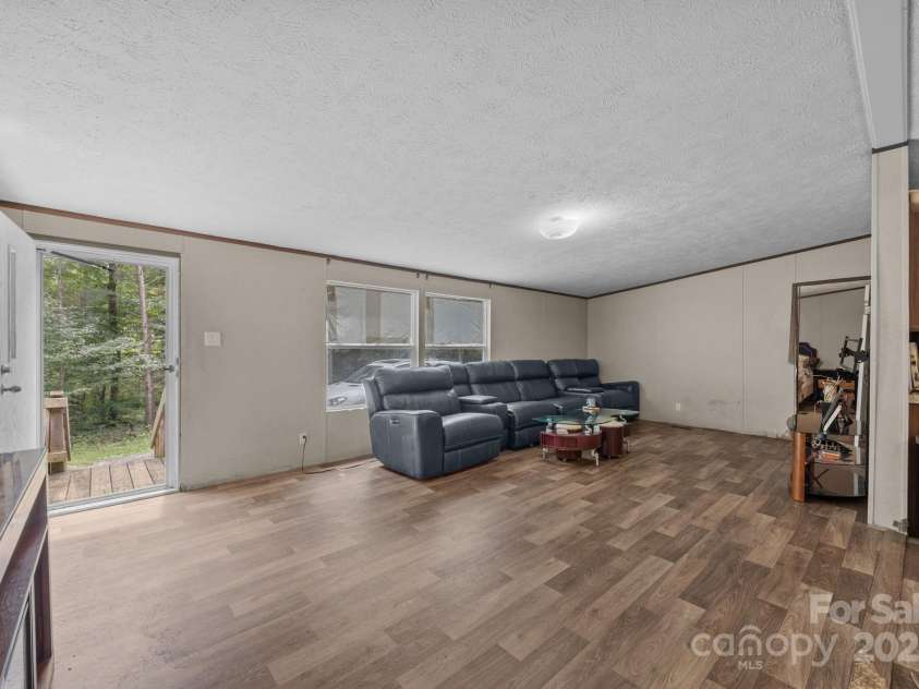 250 Timber Ridge Drive, Salisbury, NC 28144.  MLS# CAR4292793, YatesRealty ID 34835. 