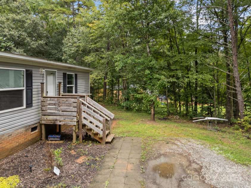 250 Timber Ridge Drive, Salisbury, NC 28144.  MLS# CAR4292793, YatesRealty ID 34835. 